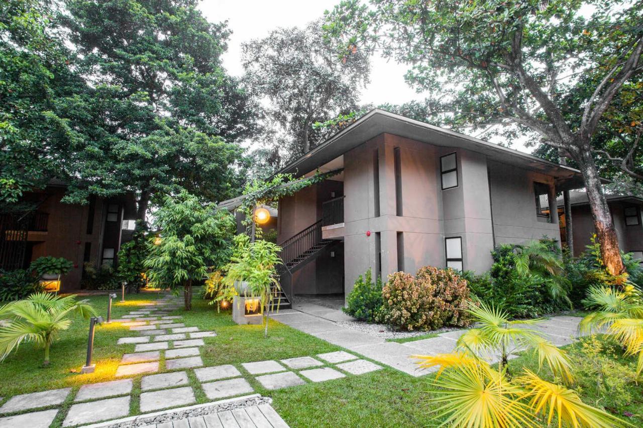 The Henry Resort Dumaguete Dumaguete City Exterior photo